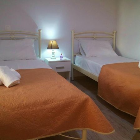 Christos Family Apartments Α Corfu  Esterno foto