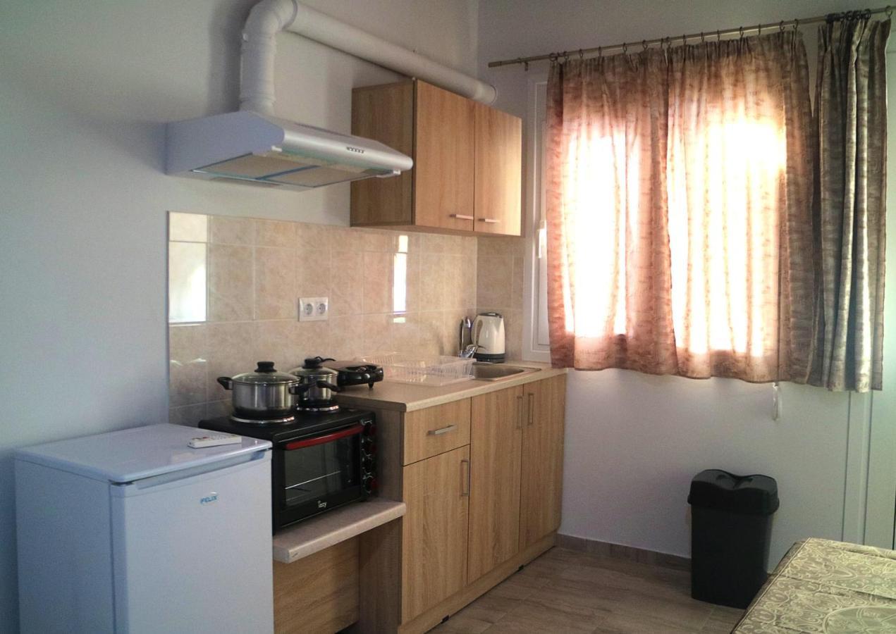 Christos Family Apartments Α Corfu  Esterno foto